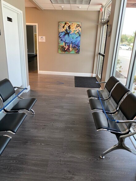 More Photos Of 6557 Hazeltine National Dr, Orlando Distribution For Lease