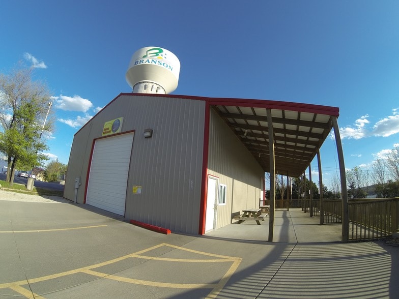 More Photos Of 3330 Harvey Ln, Branson Trailer Camper Park For Sale