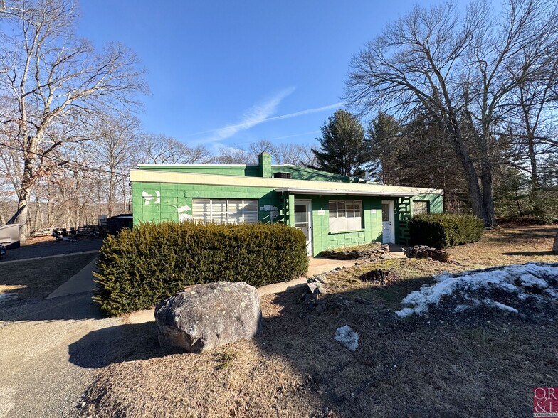 More Photos Of 10 Denlar Dr, Chester Manufacturing For Sale