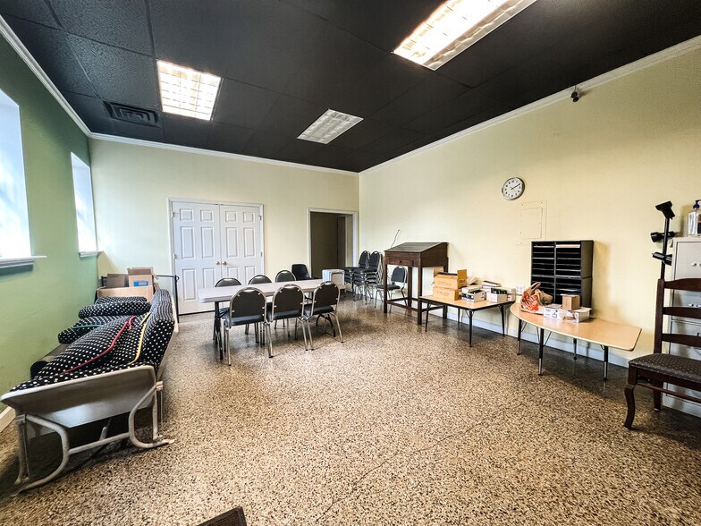 More Photos Of 711 N Person St, Raleigh Storefront For Sale