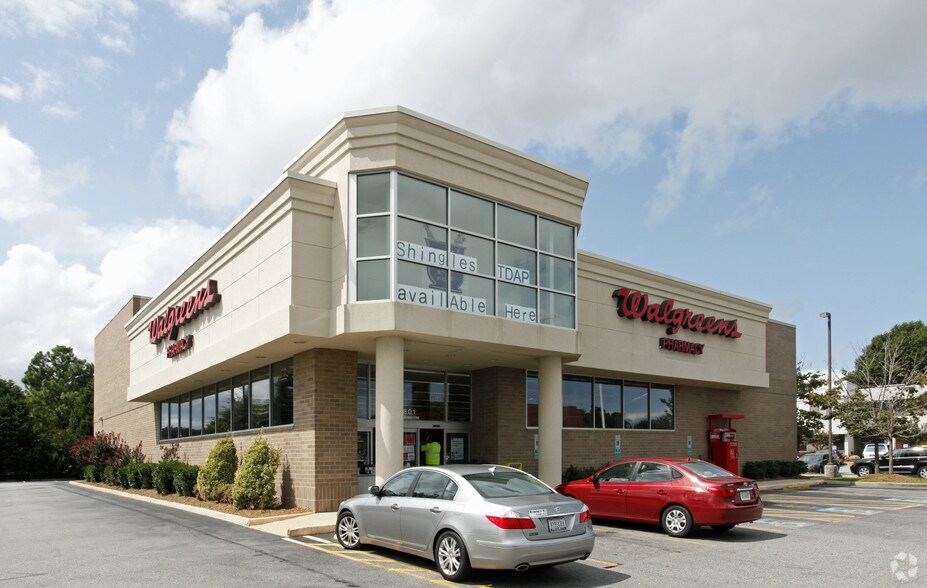 Primary Photo Of 801 Independence Blvd, Virginia Beach General Retail For Sale