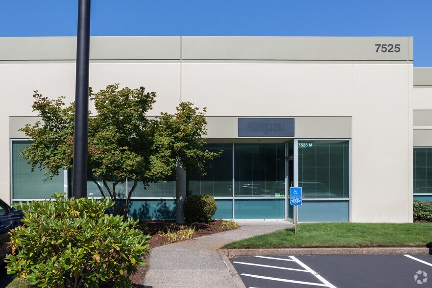 More Photos Of 7505 NE Ambassador Pl, Portland Unknown For Lease