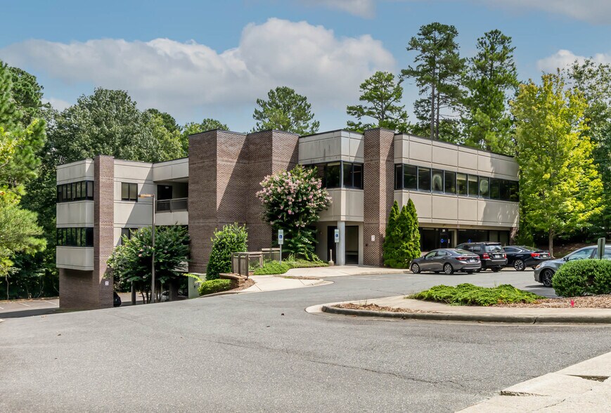 More Photos Of 311-327 Providence Rd, Chapel Hill Office For Lease