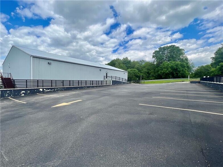 More Photos Of 550 W George St, Carmichaels Religious Facility For Sale