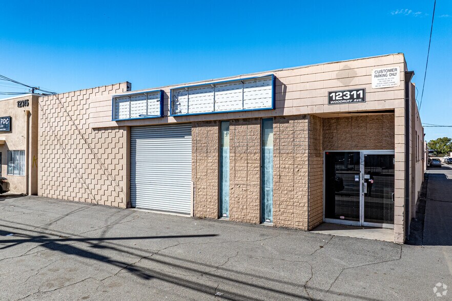 More Photos Of 12311 Woodruff Ave, Downey Unknown For Lease