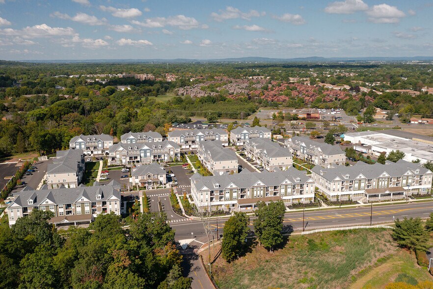 More Photos Of 1 Housel Cir, Hillsborough Apartments For Lease