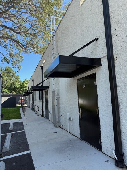 More Photos Of 1502 N Nebraska Ave, Tampa Storefront Retail Office For Sale
