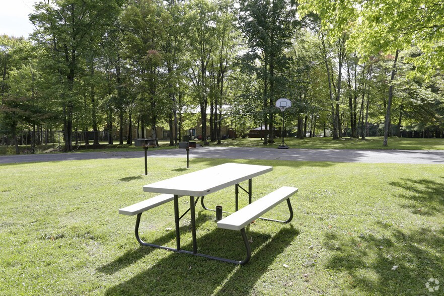 More Photos Of 10795 Timbercrest Dr, Meadville Apartments For Sale