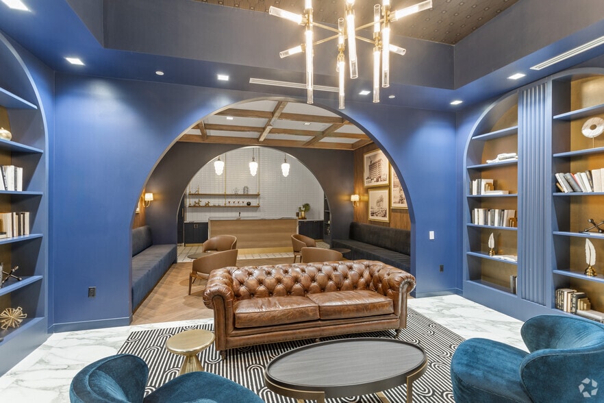 More Photos Of 319 Clematis St, West Palm Beach Office For Lease