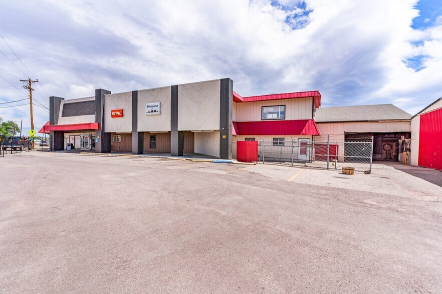 More Photos Of 1630 E Main St, Canon City General Retail For Sale