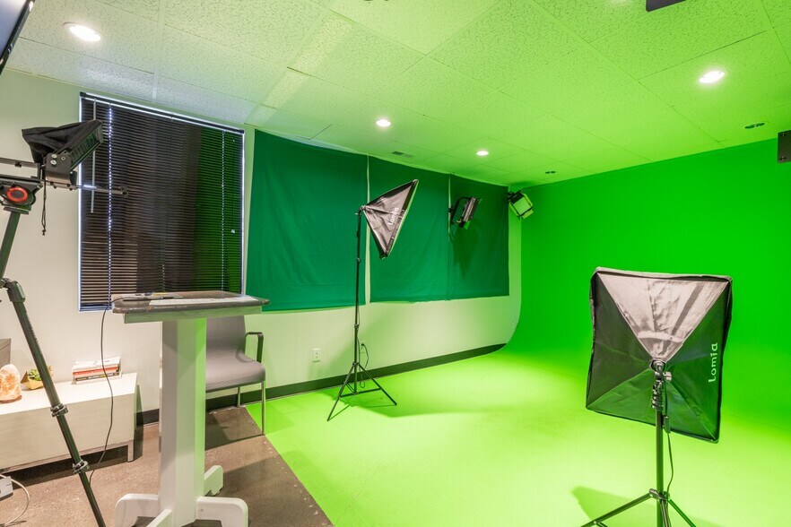 More Photos Of 2063 E 3900 S, Salt Lake City Office For Lease