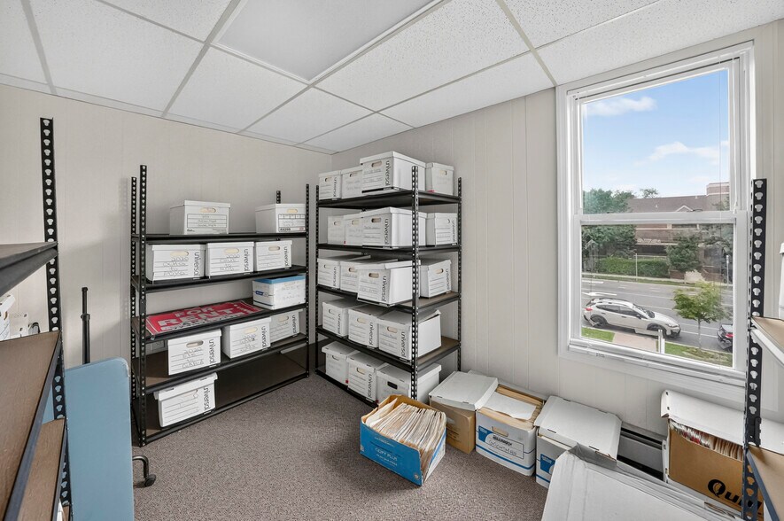 More Photos Of 137 Livingston Ave, New Brunswick Office Residential For Sale