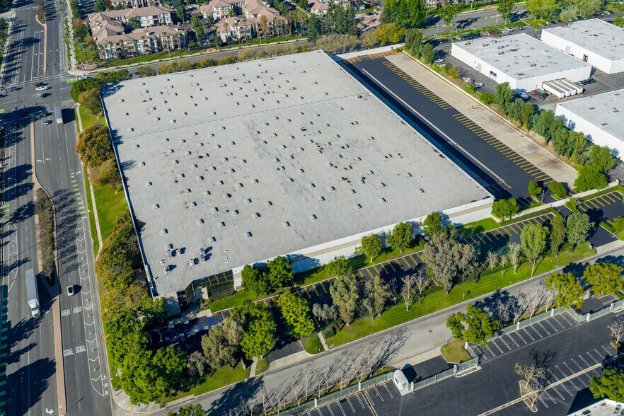 More Photos Of 9282 Pittsburgh Ave, Rancho Cucamonga Warehouse For Lease