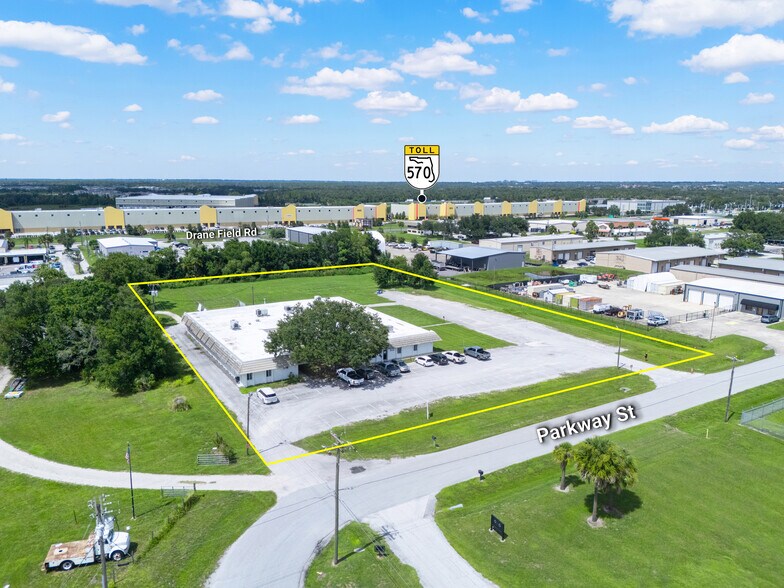 More Photos Of 2915 Parkway st, Lakeland Office For Lease