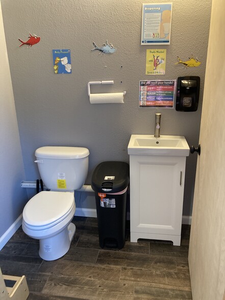 More Photos Of 112 Pine St, Greenville Schools For Sale