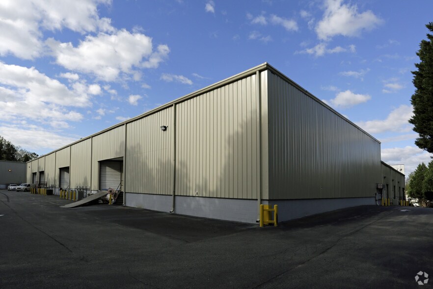 More Photos Of 4724 Hargrove Rd, Raleigh Flex For Lease