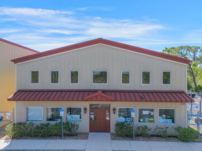 More Photos Of 1500 Desoto Rd, Sarasota Warehouse For Sale