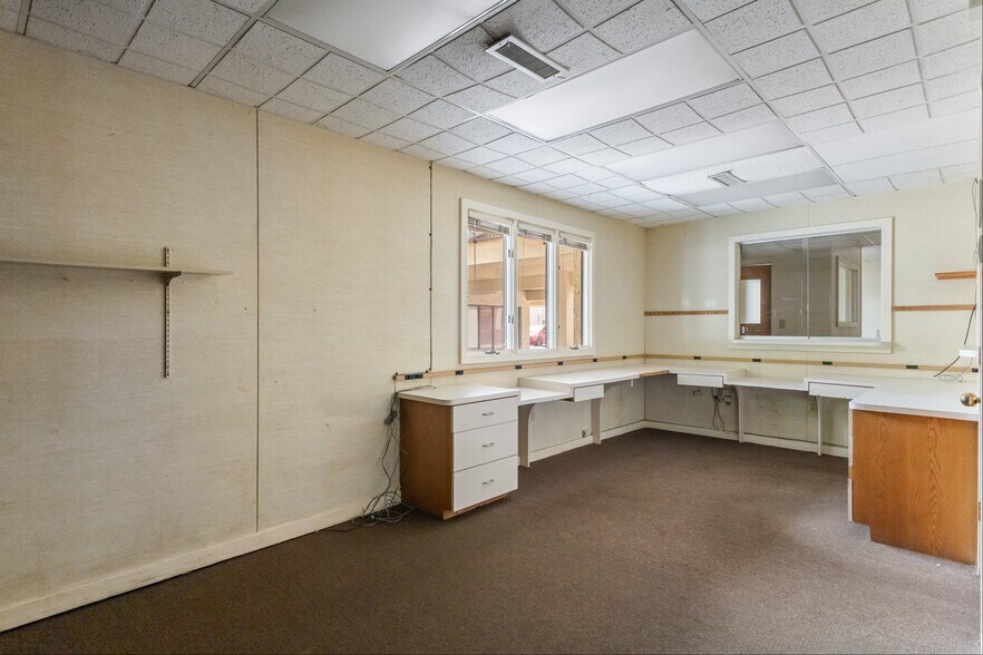 More Photos Of 2630 E Chestnut Ave, Vineland Medical For Sale