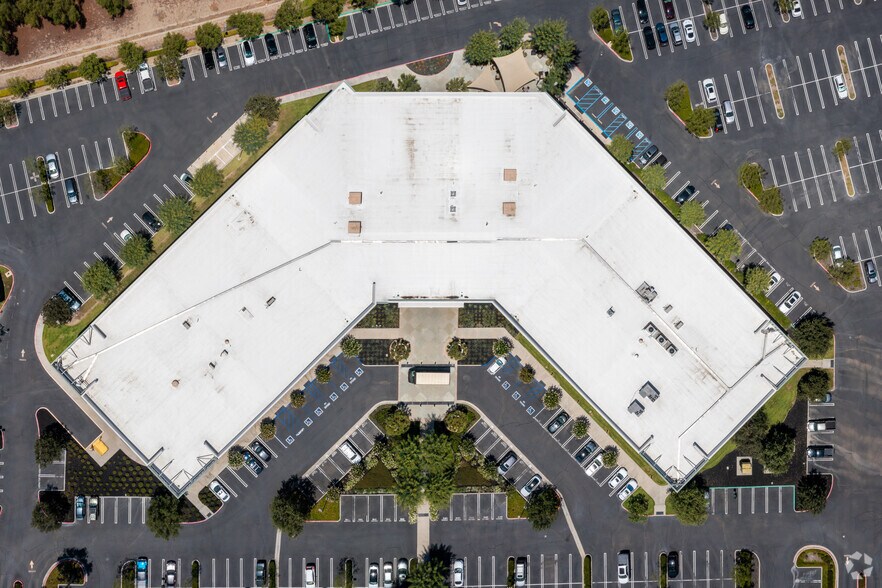 More Photos Of 5 Peters Canyon Rd, Irvine Office For Lease