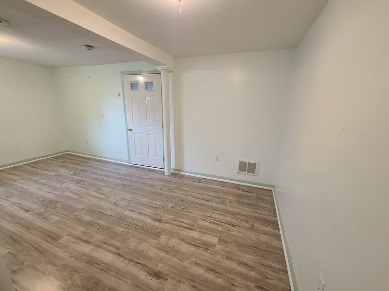 More Photos Of 131 Main St, Hatfield Loft Creative Space For Lease