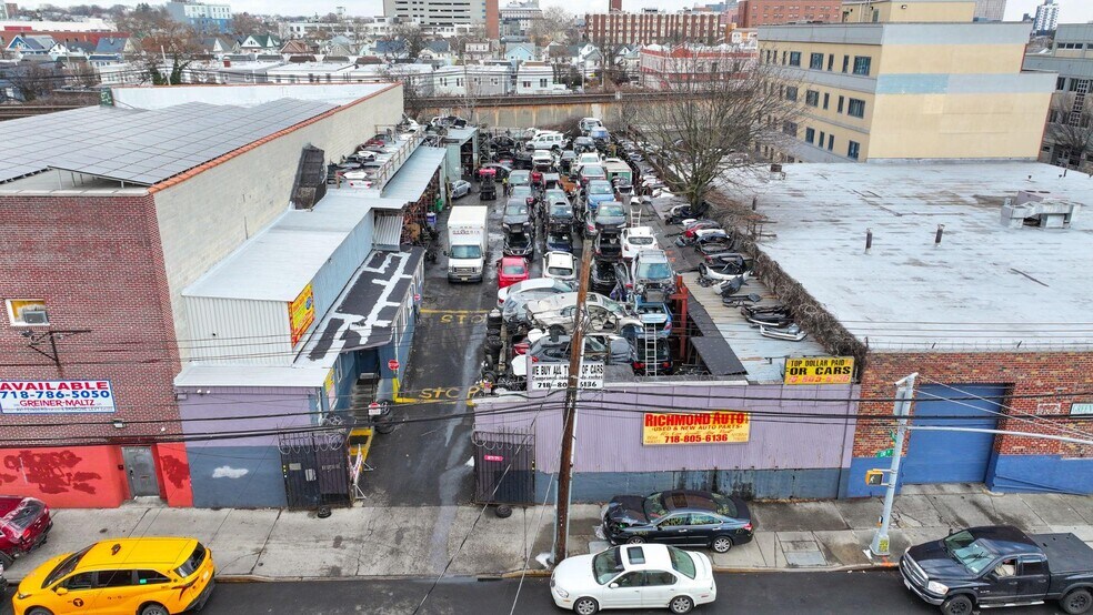 Primary Photo Of 8771 130th St, Richmond Hill Land For Lease