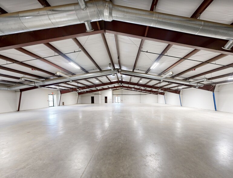 Primary Photo Of 1604 W Acorn Dr, Rogers Industrial For Lease