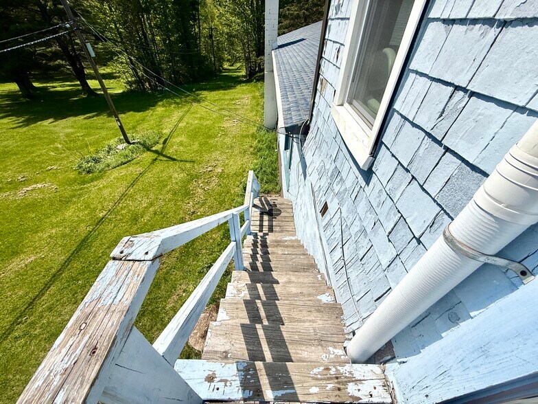More Photos Of 5085 Route 23A, Haines Falls Flex For Sale