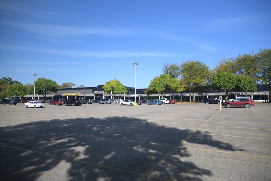 More Photos Of 320-350 S 25th St, Terre Haute Unknown For Lease