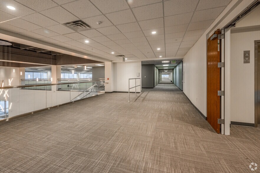 More Photos Of 327 Inverness Dr S, Englewood Office Residential For Lease