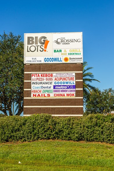 More Photos Of 3040-3102 College Ave, Ruskin Unknown For Lease