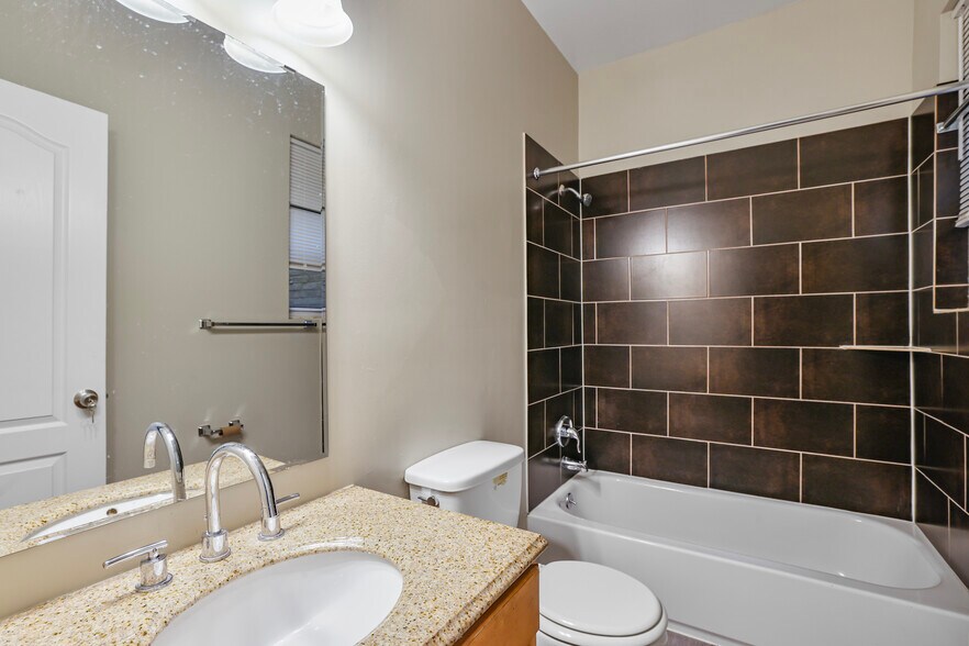 More Photos Of 302 V St NE, Washington Multifamily For Sale