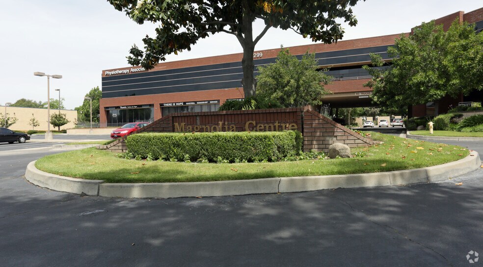 More Photos Of 299 W Foothill Blvd, Upland Medical For Sale