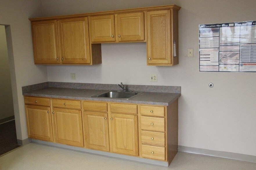 More Photos Of 1991 State Hill Rd, Wyomissing Medical For Lease