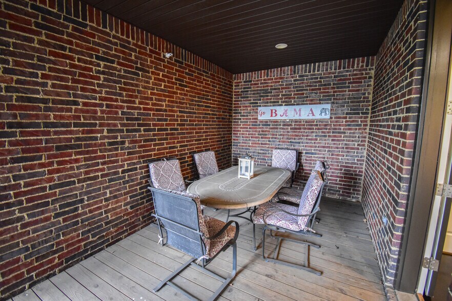 More Photos Of , Tuscaloosa Unknown For Sale