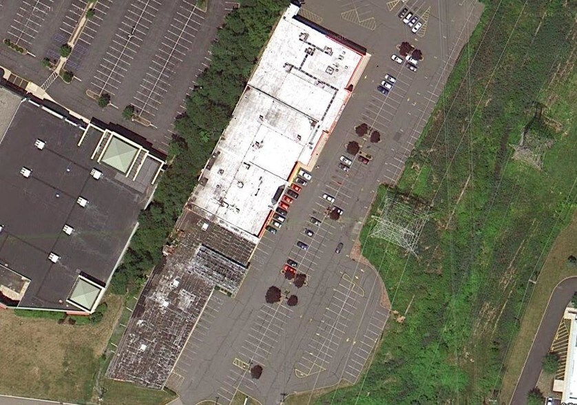 More Photos Of 506-518 W Mount Pleasant Ave, Livingston Storefront For Lease