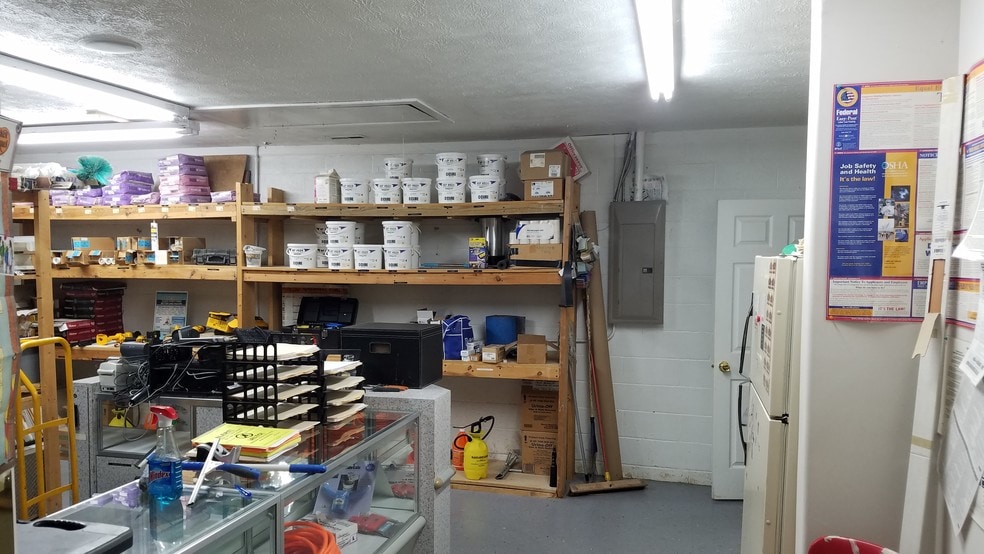 More Photos Of 112 S Troy Ave, Stanford Freestanding For Sale