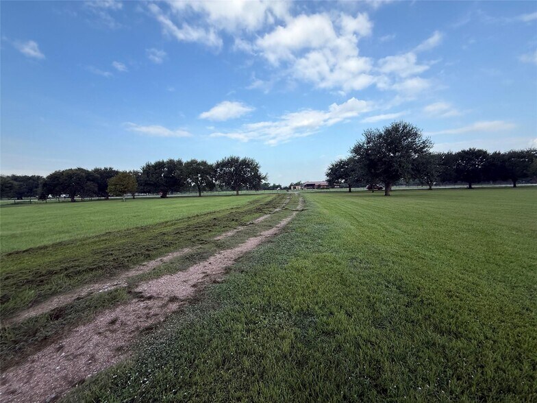 More Photos Of 6607 S Mallard Dr, Fulshear Land For Sale