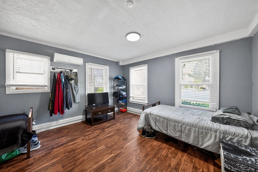 More Photos Of , Dallas Unknown For Sale
