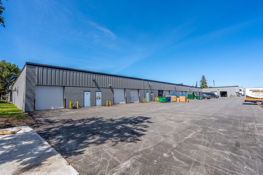 More Photos Of 2710 Lancaster Rd, Ottawa Warehouse For Sale