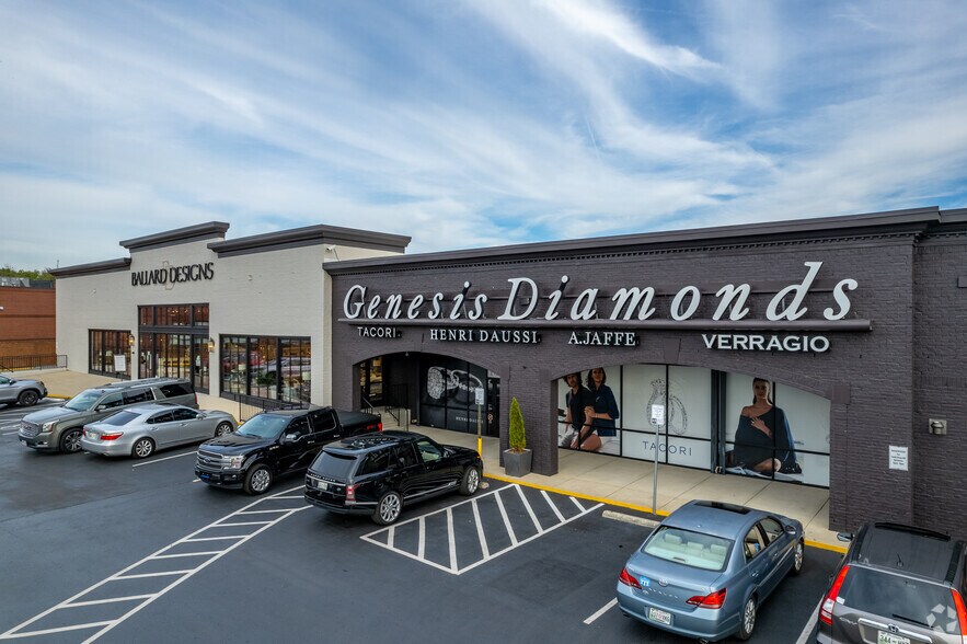 More Photos Of 3760 Hillsboro Pike, Nashville Freestanding For Lease