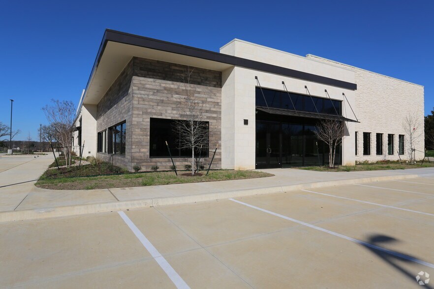 More Photos Of 445 S Kimball Ave, Southlake Office For Sale