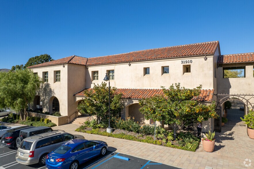 More Photos Of 31920 Del Obispo St, San Juan Capistrano Office For Lease