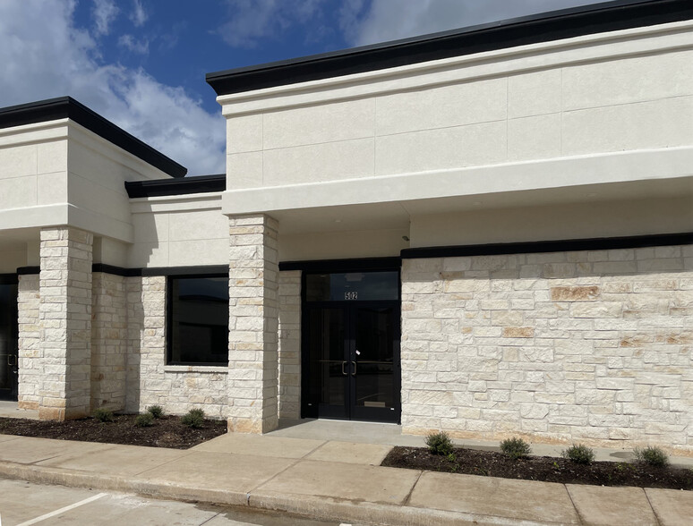 Primary Photo Of 5501 Cabrera Dr, Sugar Land Office For Lease