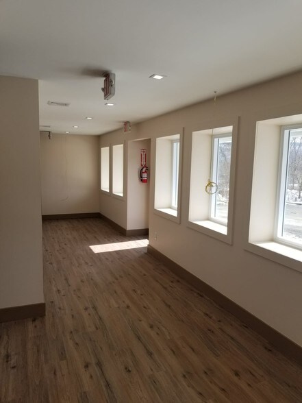 More Photos Of 21 South St, Washingtonville Medical For Sale