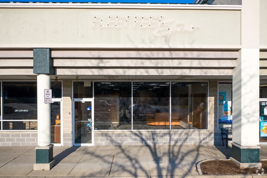 More Photos Of 115-117 Franklin Tpke, Mahwah Unknown For Lease