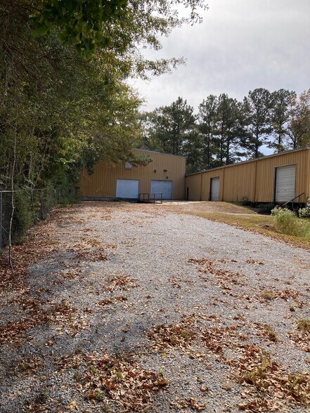More Photos Of 301 W Presley Blvd, Mccomb Specialty For Sale