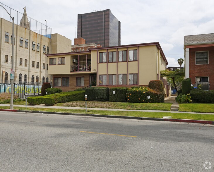More Photos Of 674 S Catalina St, Los Angeles Apartments For Sale