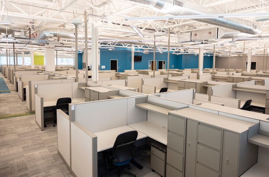 More Photos Of 1450 S Spectrum Blvd, Chandler Medical For Lease