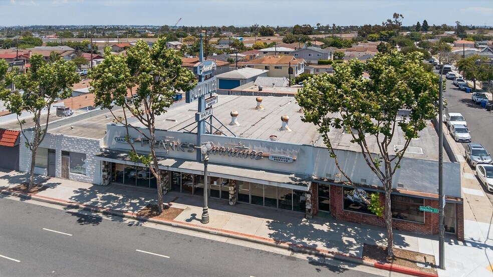 More Photos Of 16414-16424 Hawthorne Blvd, Lawndale Storefront For Sale