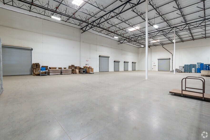 More Photos Of 1401 W Fairway Dr, Santa Maria Warehouse For Sale